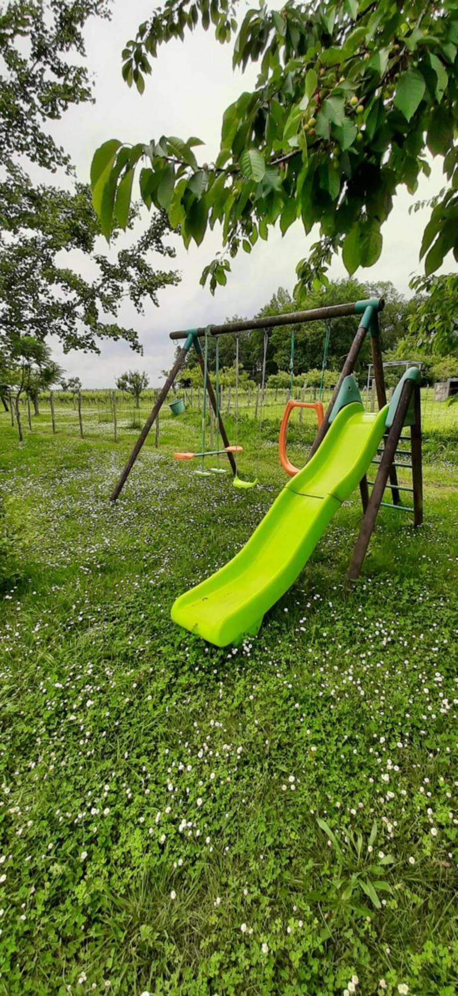 米拉贝尔住宿加早餐旅馆 Montazeau 外观 照片